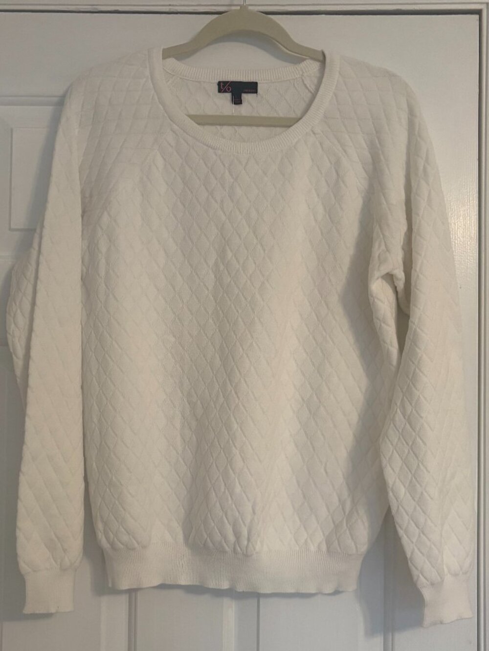 T/O Sweater White Textured NEW Large